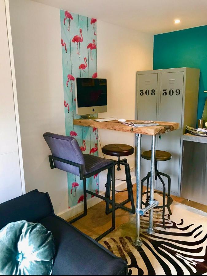Bed and Breakfast Boutique Hide & Seek, Bed & Beach Haag Exteriér fotografie