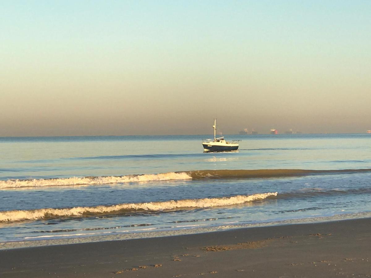 Bed and Breakfast Boutique Hide & Seek, Bed & Beach Haag Exteriér fotografie